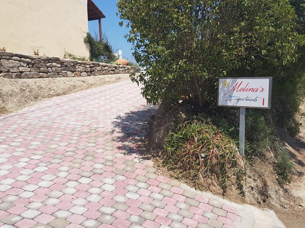 Melina'S Apartments Kalavarda Экстерьер фото